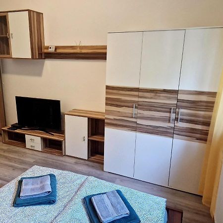 C22 Apartman บูดาเปสต์ ภายนอก รูปภาพ
